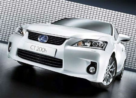 Lexus CT200h