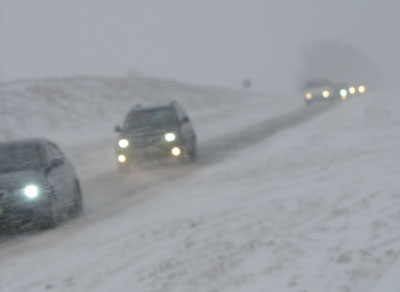 снеговые заносы на трассе Донецк-Мариуполь