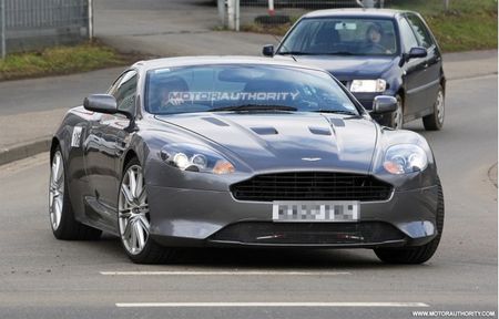 Aston Martin DB9 2011