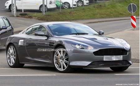 Aston Martin DB9 2011