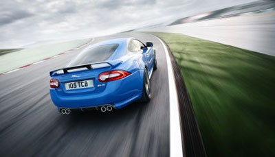 Jaguar XKR-S.