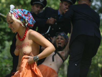  FEMEN  