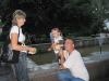 Юлия и Василий Яремчук с удовольствием гуляют у фонтана с сынишкой Кириллом: «Надеемся, что когда-нибудь здесь появятся статуи Дельфина и Русалки!»