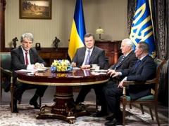Янукович пообещал продолжить евроинтеграцию