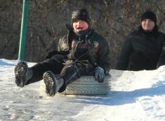 В центре Донецка устроили горнолыжный курорт (ФОТО)