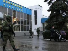 Нелётная политическая погода: аэропорты Крыма не принимают самолёты (ВИДЕО)