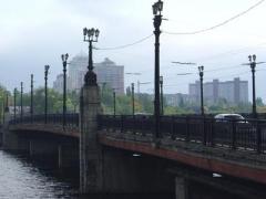 "Это испытания, извините": в Донецке закрыли мост через Кальмиус