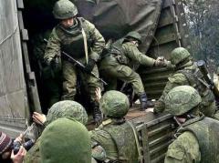 Кремль может проявить "гибкость" и вывести свои войска с Донбасса - российский эксперт