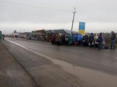 Утро 28 ноября у донбасских пунктов пропуска: плохие новости с КПВВ "Марьинка"