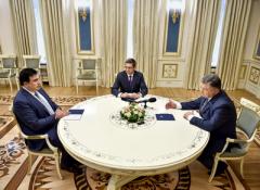 Саакашвили заявляет, что его паспорт сейчас находится в кабинете Порошенко