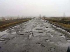 Премьера попросили помочь решить вопрос убитых дорог Донбасса