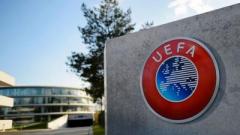 УЕФА планирует запустить третий еврокубковый турнир