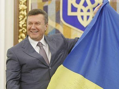 Янукович поздравил дончан с первым миллионом