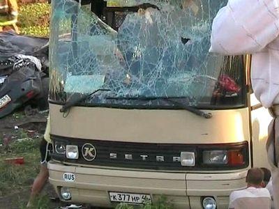 В Дагестане микроавтобус упал в пропасть: есть погибшие