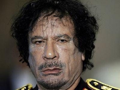 Муаммар Каддафи опроверг слухи о своем бегстве в Нигер