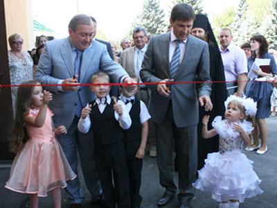 Александр Мальцев и Андрей Шишацкий в августе открыли единственный в области современный комбинат детского питания. 