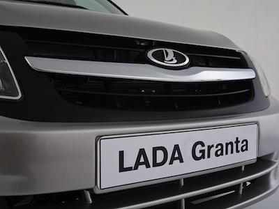 АвтоВАЗ отзывает свыше полумиллиона Lada Granta. Лада она и в африке лада.
