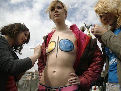 Femen:      " "