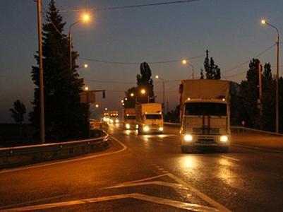 100 российских автомобилей под названием "гуманитарная помощь" снова едут в Украину