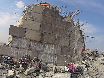 "Власти ДНР" пообещали восстановить памятник на Саур-Могиле к майским праздникам
