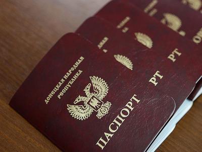 Неожиданно: Россия признала паспорта "ДНР и ЛНР"