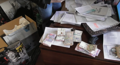 Противоправный бизнес организовал житель Луганской области вместе с сообщниками. ВИДЕО