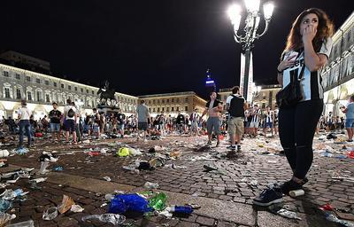 В Турине около 1000 болельщиков "Ювентуса" стали жертвами паники
