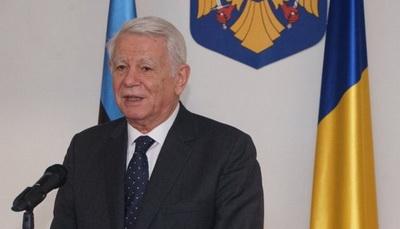 Глава МИД Румынии считает выдачу румынских паспортов украинцам нормальной практикой