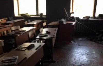 В России ученик напал с топором на школьников и учительницу, затем устроил пожар, есть пострадавшие