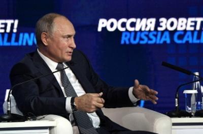 "Снова понесло куда-то в область причинных мест", - новый перл Путина "ниже пояса" рвет соцсети