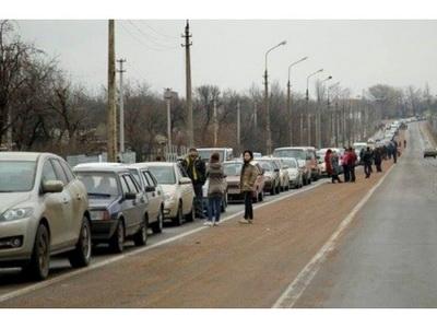 Обстановка на КПВВ: На «Каргил» и в Горловку лучше не ехать вообще— очереди стоят по несколько дней