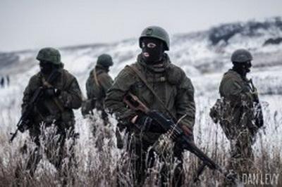 Через пункты пропуска «Гуково» и «Донецк» с территории РФ проходят люди в «военной форме»