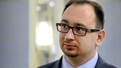 Известный адвокат призвал украинцев не ездить в Крым и Россию