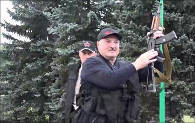 Александра Лукашенко внесли в базу "Миротворца"