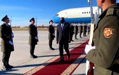 Глава Пентагона прибыл в Киев