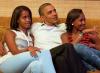 Барак Обама и его дочери Малия (слева) и Саша.