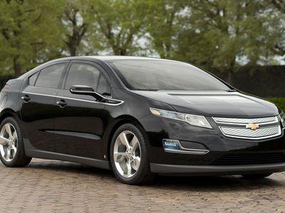 Chevrolet Volt   -