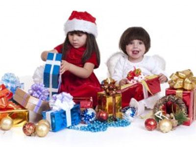 Новый год-2011: самые опасные подарки для детей