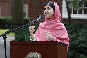 16-летняя Малала Юсуфзай может стать самым молодым лауреатом Нобелевской премии мира.