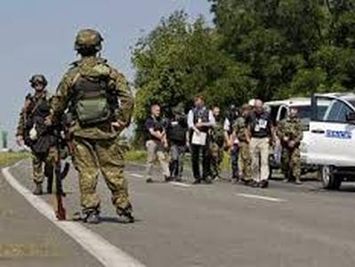 Боевик "ДНР" грозил перерезать горло наблюдателям ОБСЕ