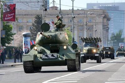 В оккупированном Донецке боевики провели репетицию «парада Победы»
