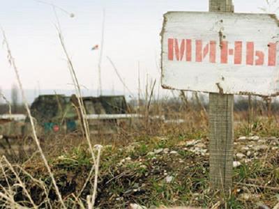 Боевики «ДНР» минируют поля и дороги противотанковыми минами в районе н.п. Лозовое