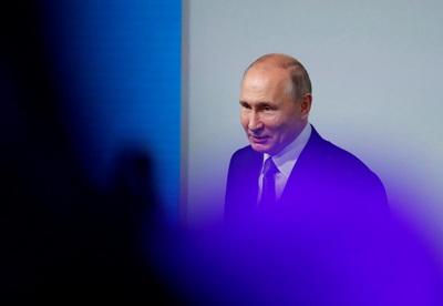 Путину сменили фамилию: Песков назвал причину 
