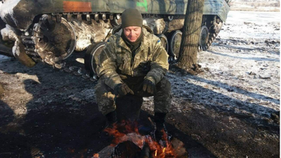 «Ты заходишь в мясорубку»: Украинский танкист рассказал о боях в Донецком аэропорту