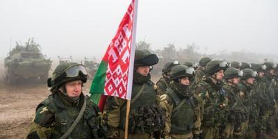 Минск не собирается отменять парад на 9 мая
