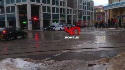 В Донецке "минировали" три крупных торговых центра (ВИДЕО)