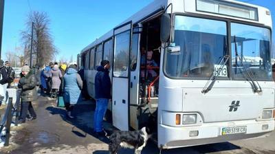 Сегодня продолжат работу гуманитарные коридоры на Донбассе