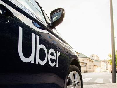 В Харькове возобновил работу Uber