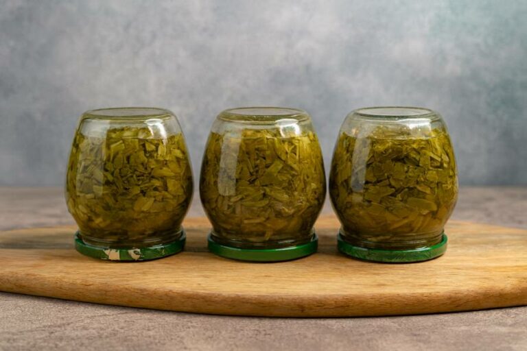 як-закрити-щавель-на-зиму-в-банках