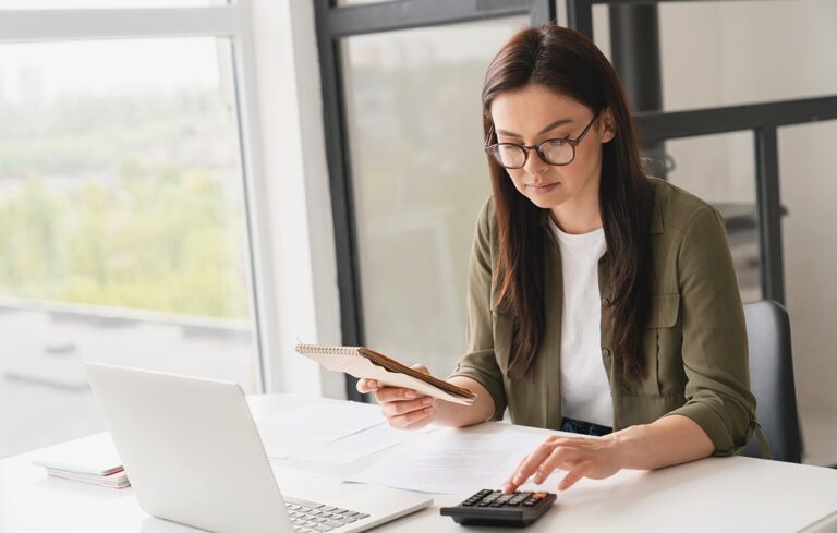 як-навчитися-економити-гроші-якщо-невелика-зарплат